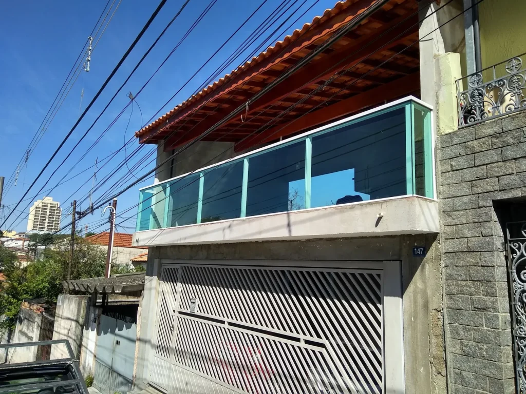 Obra em vidro Lumini Vidros